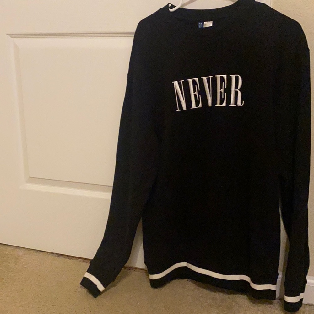 Divided (H&M) Black/White “NEVER” Crewneck